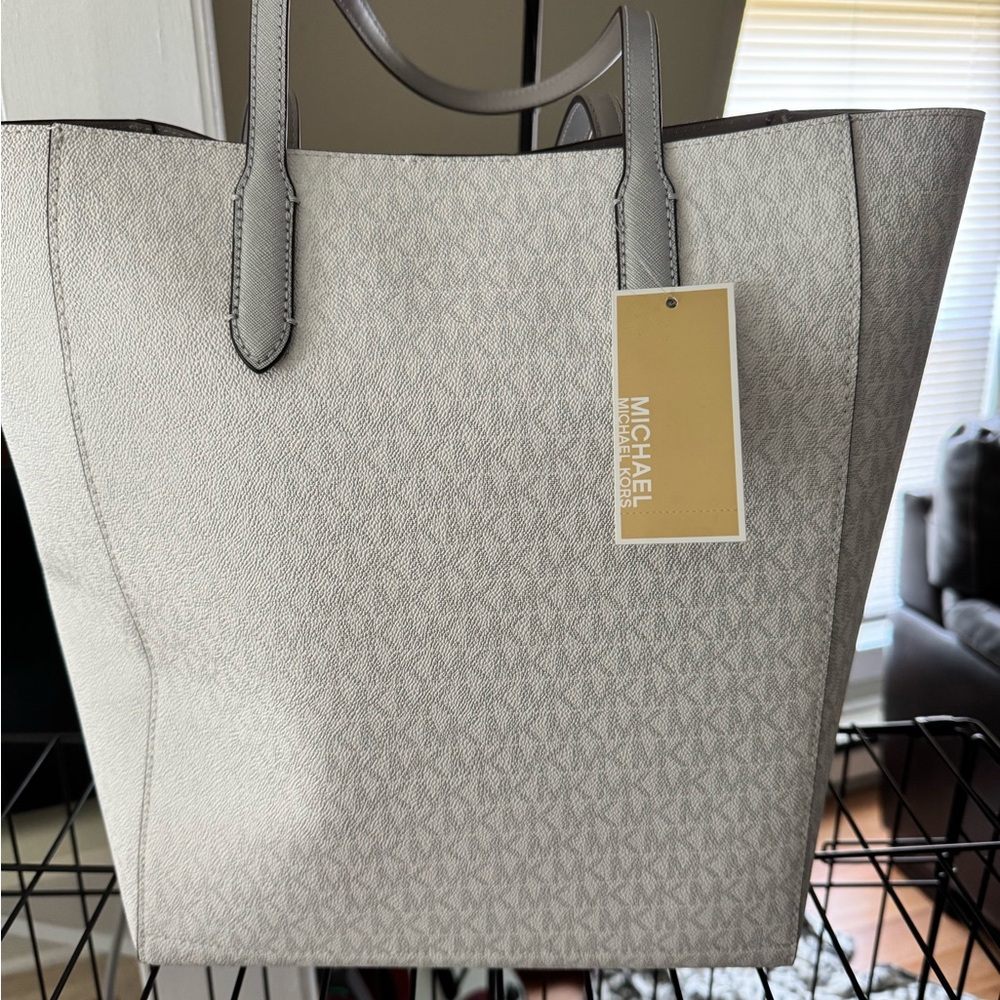 Michael Kors Cream and Gray Tote